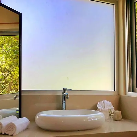 Villa Casa Hibiscus Sky-high Pool With Birds Above The Jungle Tulum