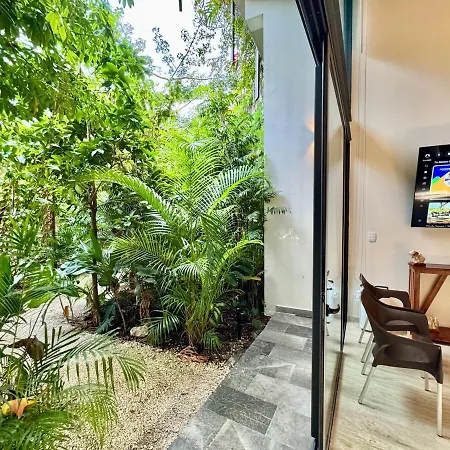 Beautiful Loft Minutes From The Sea! Holiday home