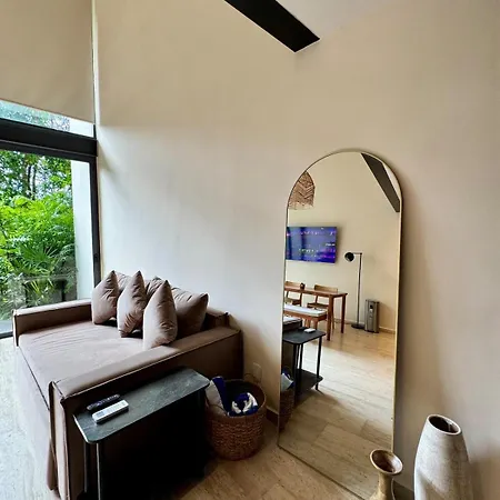 Luxury Loft Minutes From The Sea! *