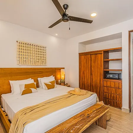 2 Bedroom Bliss Stunning Rooftop Gym Osmosis Desk *