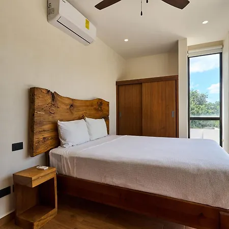 Casa Baay - Private 17 Bedroom House, 34 Pax, Rooftop And Pool + Concierge Tulum