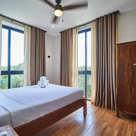 Casa Baay - Private 17 Bedroom House, 34 Pax, Rooftop And Pool + Concierge Tulum
