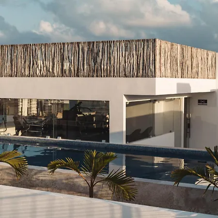 Premium With Rooftop Pool, Gym, Coworking, Cinema Apartment *