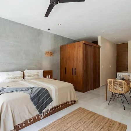 Swimup Retreat With Pool Terrace In Veleta * Tulum