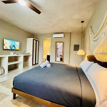 Private Pool & Grill 2 Bedroom Jungle 416 *