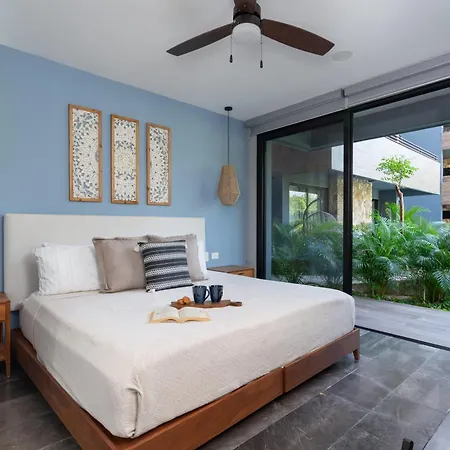 Paramar Black * Tulum