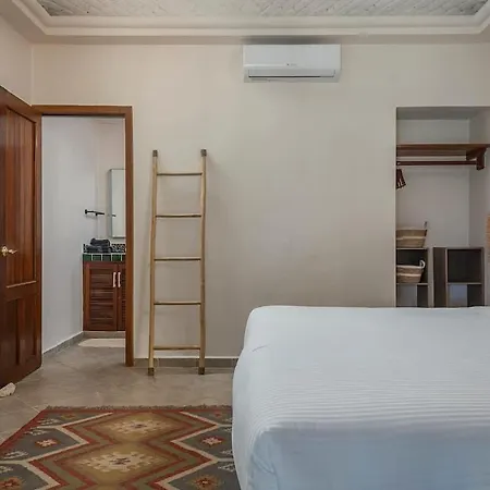 New 3br Private Beachfront With Pool At Soliman Villa