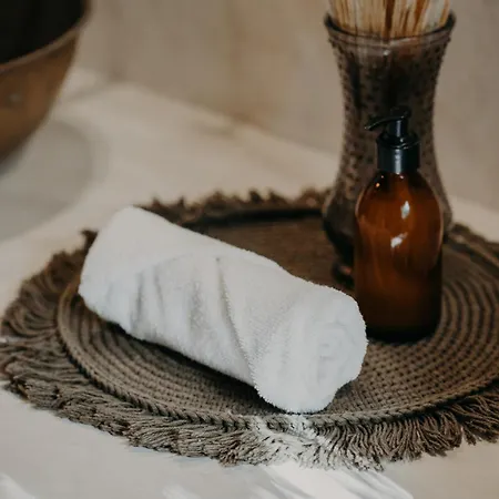 Sacred Hideaways Hotel *