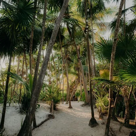 Sacred Hideaways Tulum