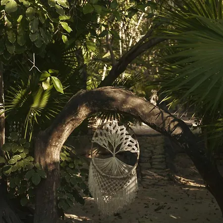 Hotel Sacred Hideaways *