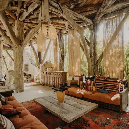 Hotel Sacred Hideaways