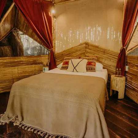 Hotel Sacred Hideaways *