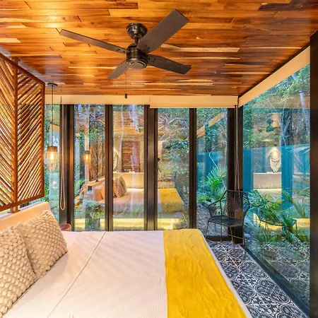 Chay Glass Jungle House * Tulum