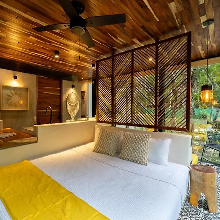 Chay Glass Jungle House Apartamento Tulum
