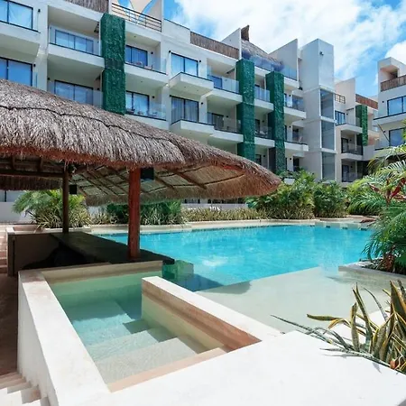 New Bamboo Bakal 2 Pool And Relaxation *