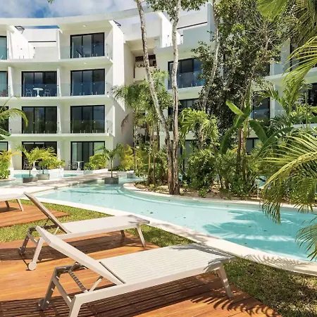 Apartment With Pool View Balcony In Veleta