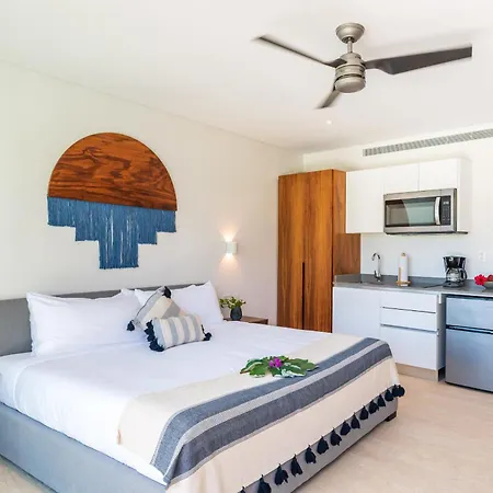 Apartment With Pool View Balcony In Veleta Tulum
