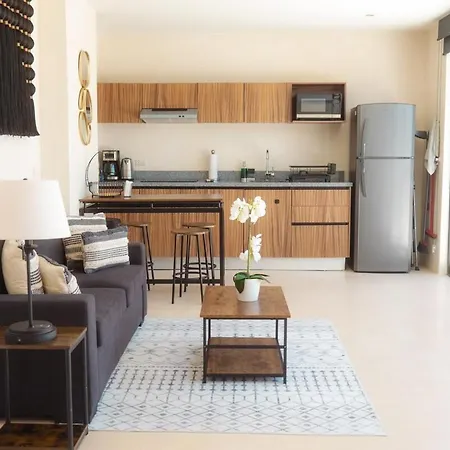 Tropical Ph, Private Pool And Excellent Location Apartment