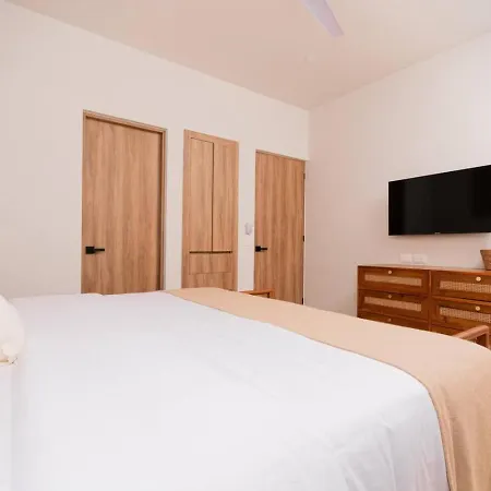 Your Own Space In Rooftop, Pools, Bbq Apartment Tulum