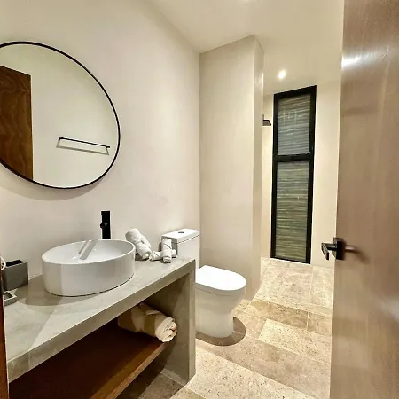 Apartment Luxury-8 Min To Beach-private Jacuzzi & Pool