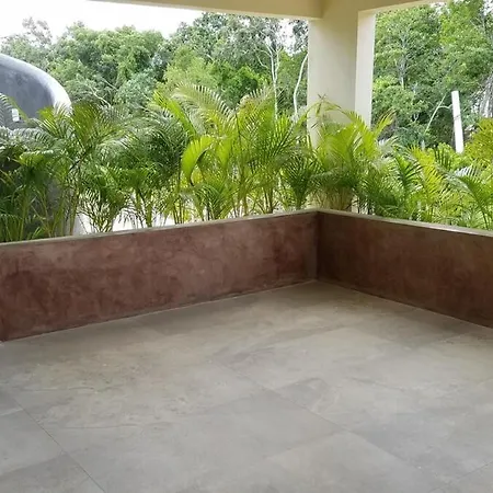 La Veleta, Pet Friendly Studio,laundry ,wifi 250mb,alberca Apartment Tulum