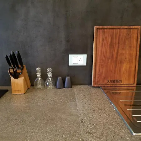 Apartment La Veleta, Pet Friendly Studio,laundry ,wifi 250mb,alberca *