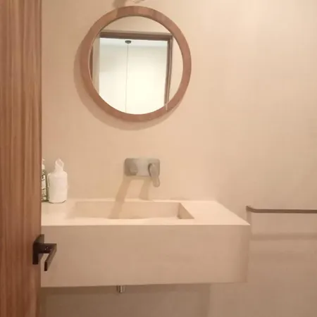 Apartment La Veleta, Pet Friendly Studio,laundry ,wifi 250mb,alberca Tulum