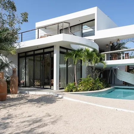 Aqua Villa Tulum