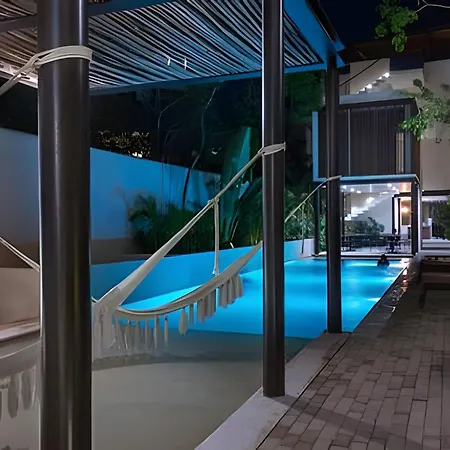 Piscina Privada Con Gran Comodidad. Apartamento