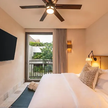 Apartment 4br Stunning In Tulum's Heart