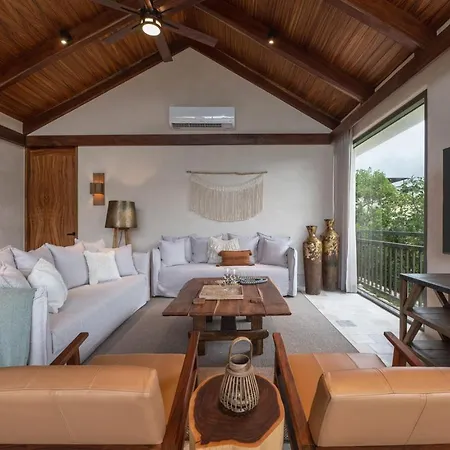 4br Stunning In Tulum's Heart *