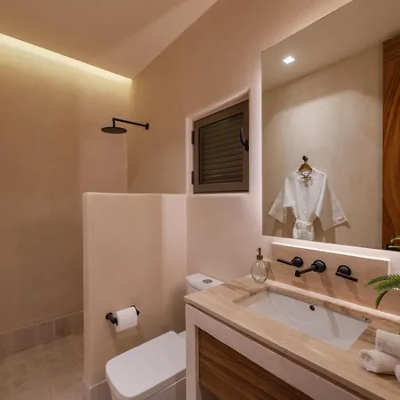 2br Boho Chic Style In W/ Private Pool