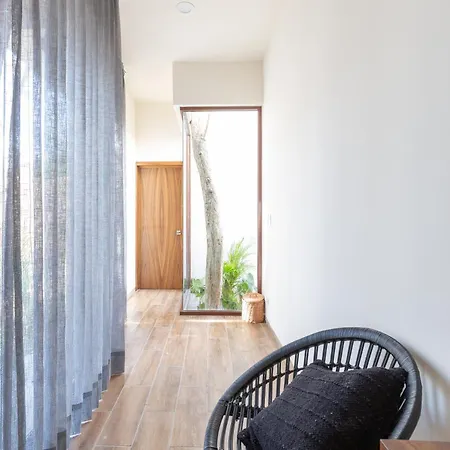 Zenda - Luxury Private