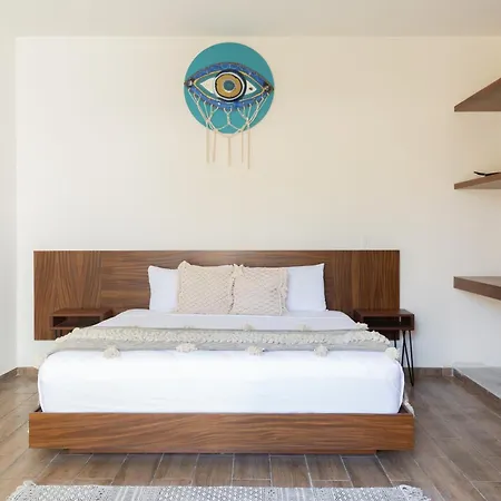Zenda - Luxury Private