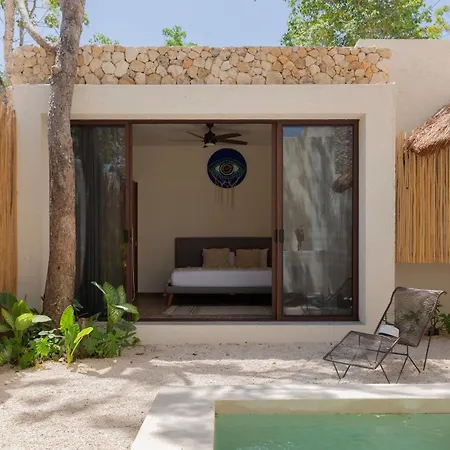 Zenda - Luxury Private Hotel 4*