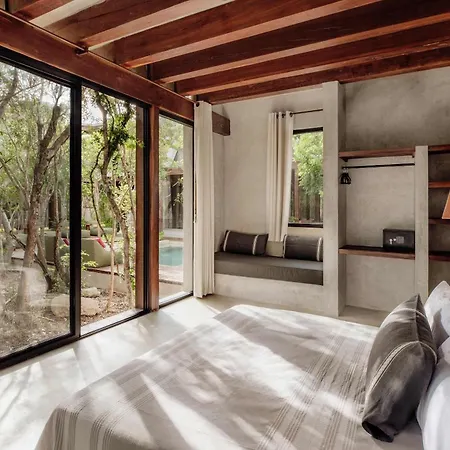 Private Jungle - Pool & Concierge For 21 Tulum