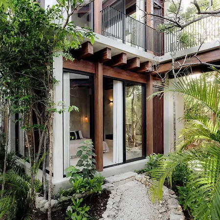 Private Jungle - Pool & Concierge For 21 Holiday home