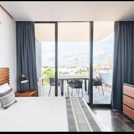 Iik Apartahotel