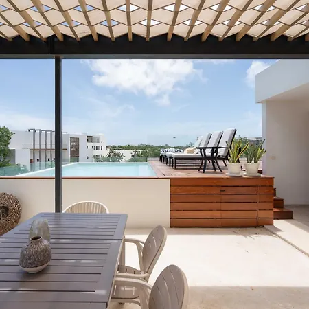 Panoramic Apartahotel