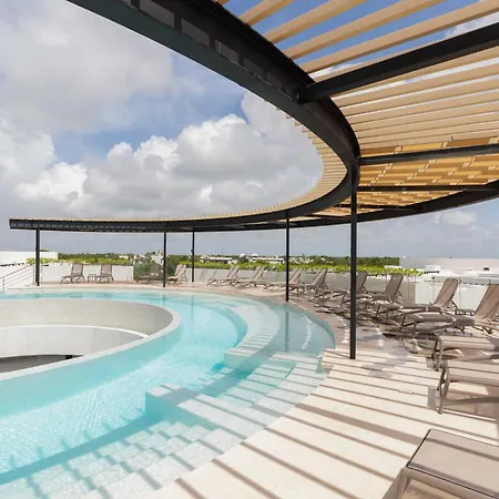 Panoramic Apartahotel 4*