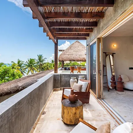 Beachfront Tankah 3 For 18 Guests! Villa *