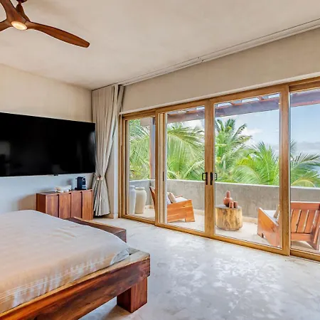 Beachfront Tankah 3 For 18 Guests! Villa *