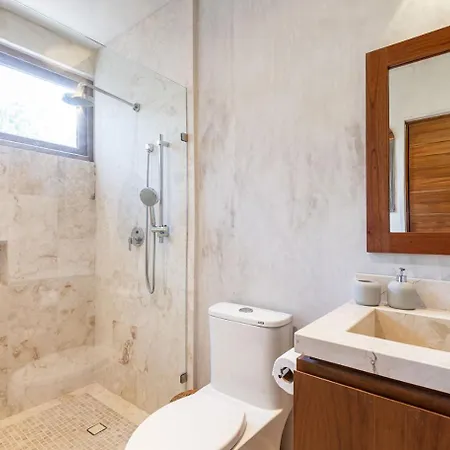 Beachfront Tankah 3 For 18 Guests! Villa Tulum