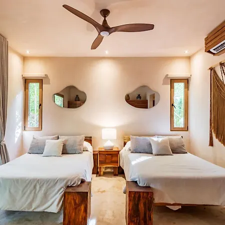 Villa Beachfront Tankah 3 For 18 Guests! *