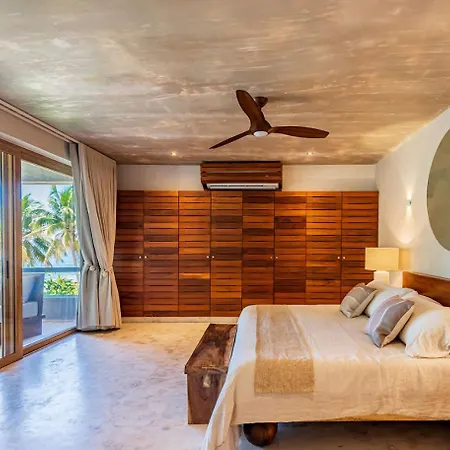 Beachfront Tankah 3 For 18 Guests! Villa *