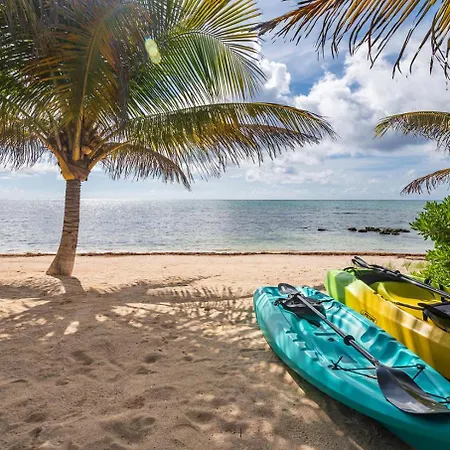 Villa Beachfront Tankah 3 For 18 Guests! Tulum