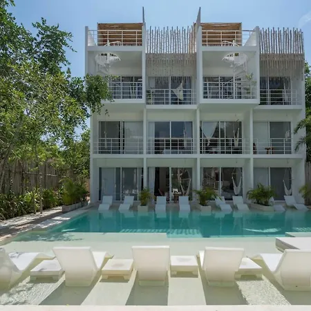 Apartment Modern And Stylish In Muuk