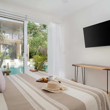 Apartment Modern And Stylish In Muuk