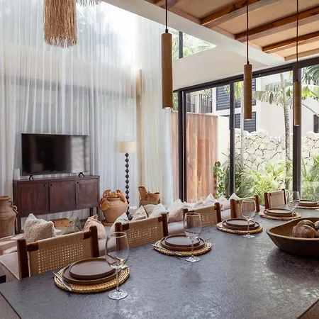 Villa Luxe 6-br With Four Private Pools *
