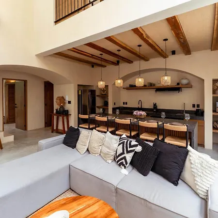 Villa Luxe 6-br With Four Private Pools Tulum
